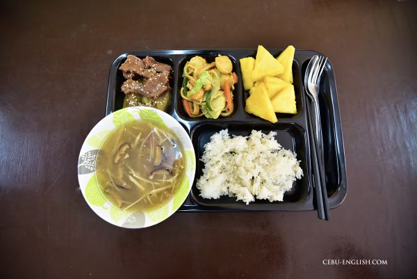 セブ島留学Target(ターゲット)の昼食例