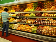 セブ留学マクタン島なんでも揃うスーパーマーケット「Robinsons Supermarket」