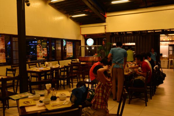 セブ留学生が必ず行きたいフィリピン料理「Golden Cowrie Native Restaurant Lahug」