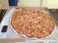 巨大ピザ