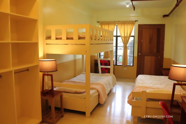 バギオ留学 Baguio JICの内部寮3人部屋