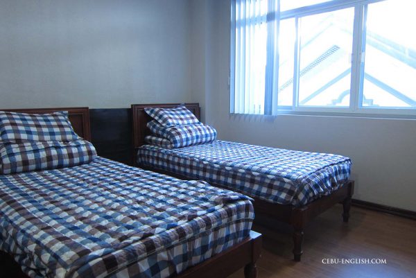 PINESチャピスキャンパスの内部寮2人部屋
