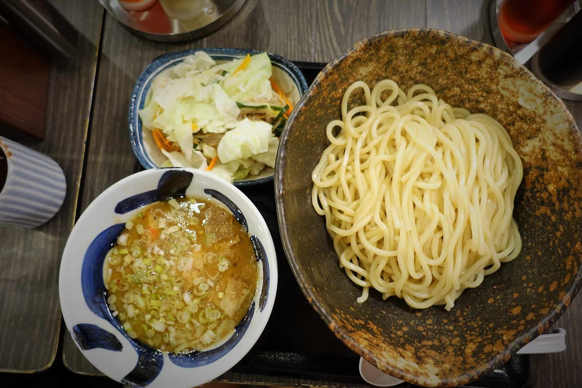 三ツ矢堂製麺のたっぷり野菜つけ麺