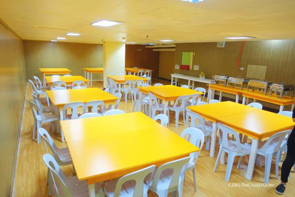 セブ島留学C2 UBEC女性専用の学生食堂