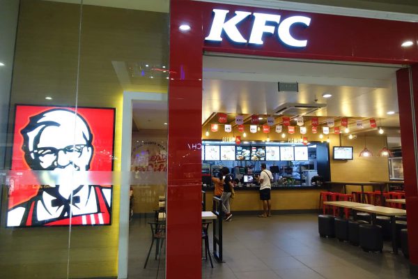 フィリピン留学イロイロのSMモール内KFC