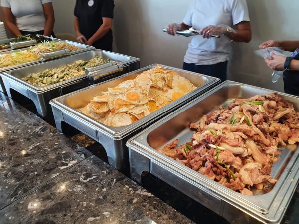 セブ島リゾート留学CIAセミスパルタの学生食堂の各国料理