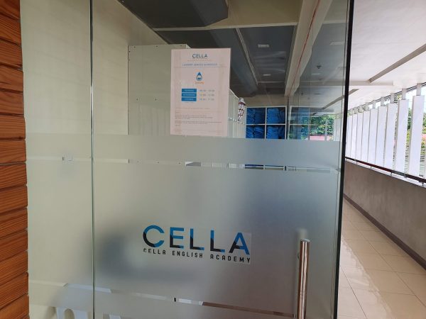 フィリピン・セブ島留学CELLA UNI（セラ ユニ）の洗濯室入口