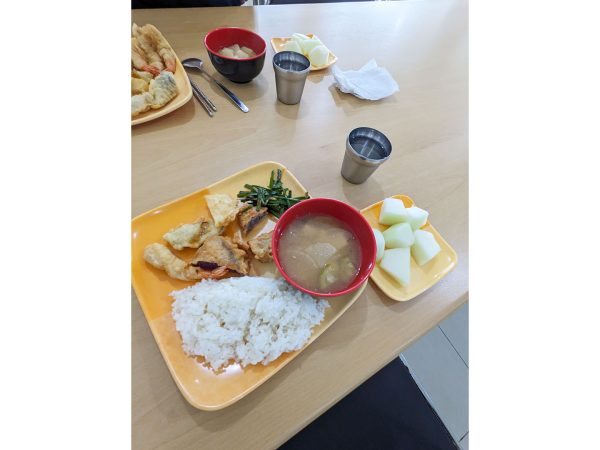 フィリピン留学・クラークの学校EG Academyのランチ