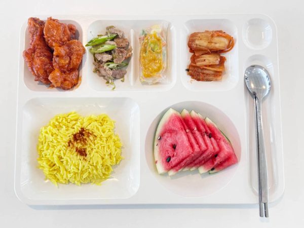 フィリピン留学・バギオのA&J ECOキャンパスのランチ