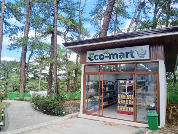 フィリピン留学・バギオのA&J ECOキャンパスのコンビニ