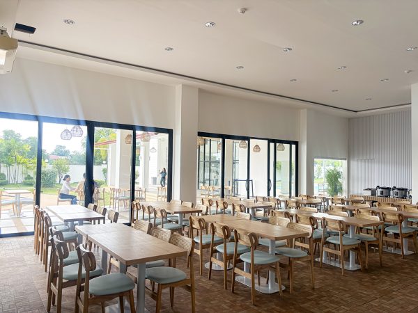 セブ島留学EV Academyラメールのダイニングエリア