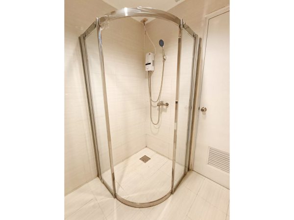 セブ島留学EV Academyラメールのトイレシャワールーム