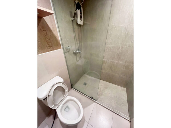 セブ島留学・IU Englishのトイレシャワールーム