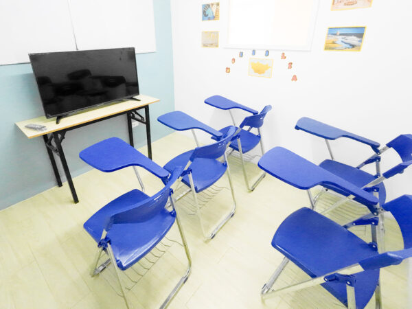 セブ島留学_Winningシティキャンパス_グループ授業教室