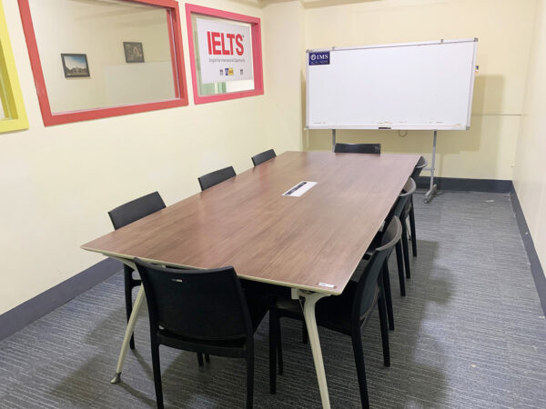 フィリピン留学・セブ島の学校_IMS_グループ授業教室
